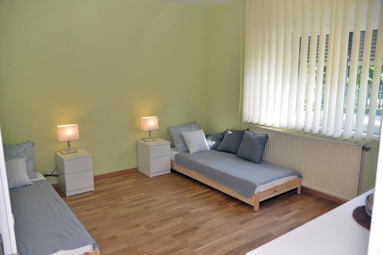 Affordable And Newly Renovated 1-Bedroom Apartment Kraljevo Ngoại thất bức ảnh